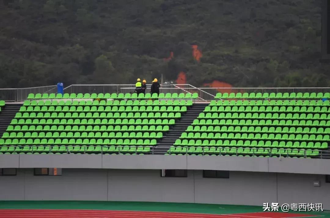 云浮新建的体育场,云浮新区体育场