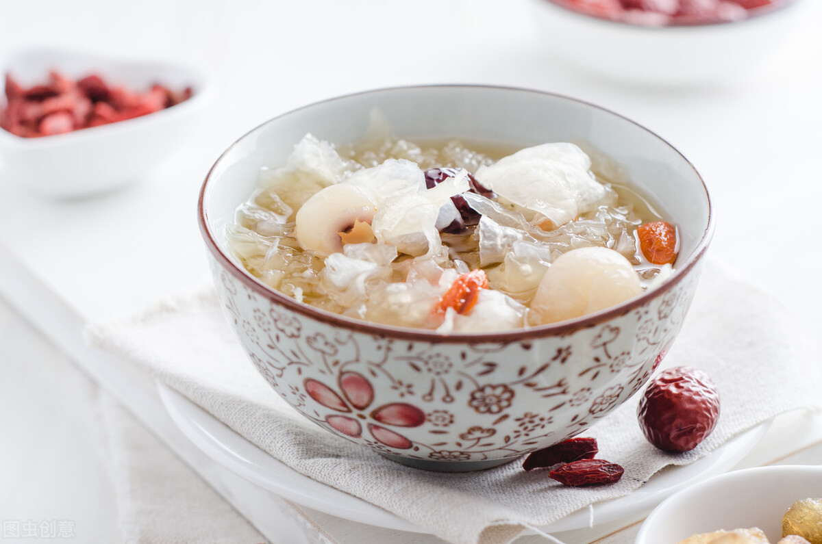 女性经常吃这五样美容又养颜,有条件常吃这6样美容养颜气色好