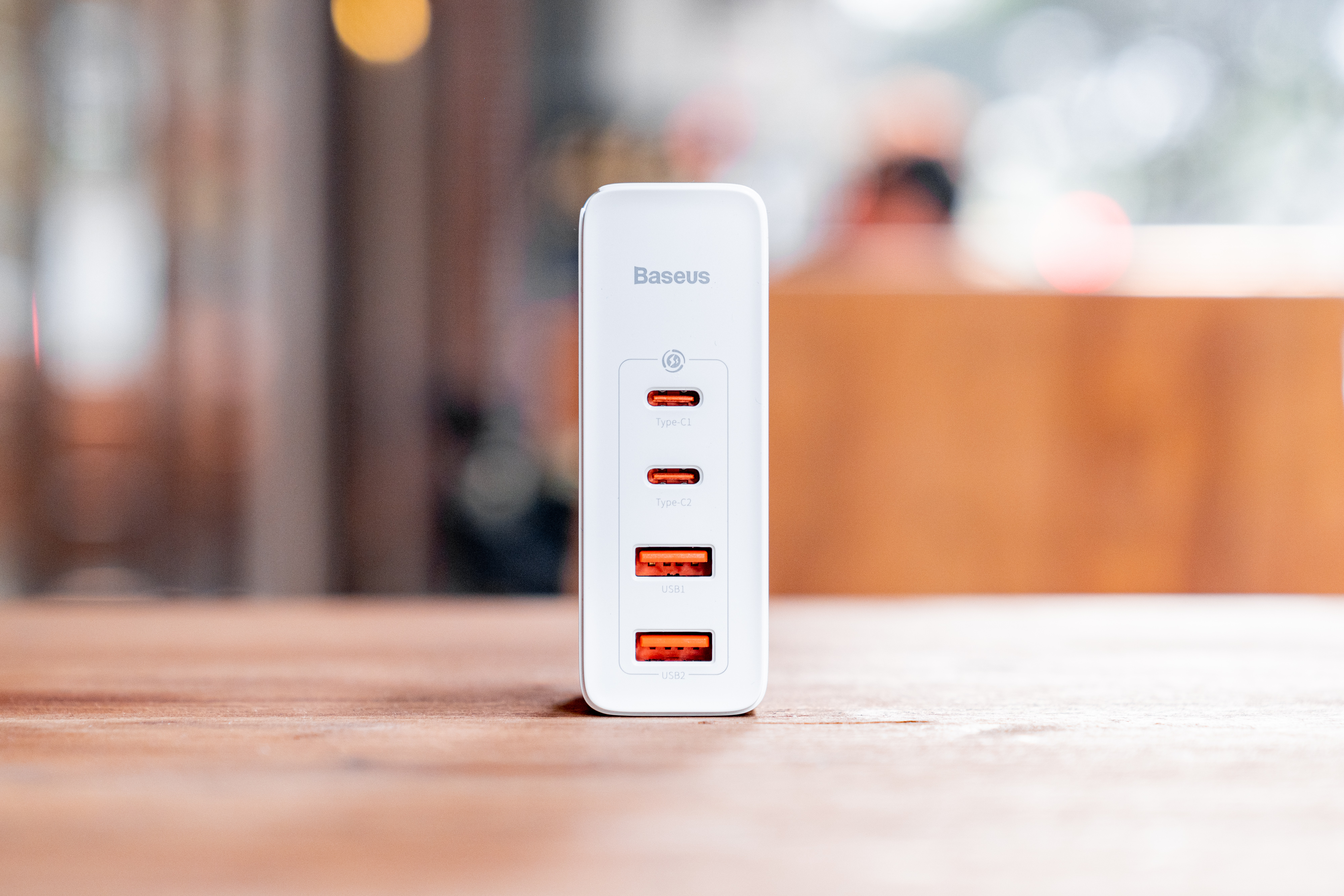 倍思100w氮化镓充电器支持三星s23,倍思100w氮化镓二代充电器拆解