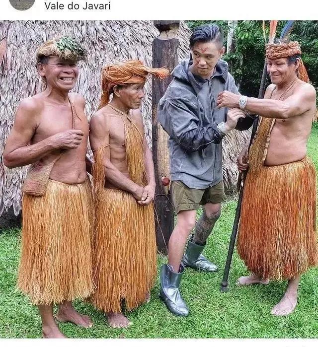 富二代晒骨皮包的残忍真相,人骨皮包的真相