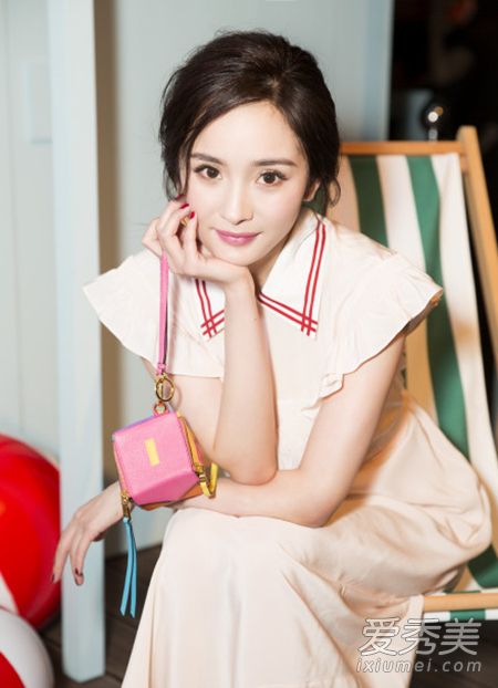 发际线太低显脸大,发际线低怎么办适合什么发型