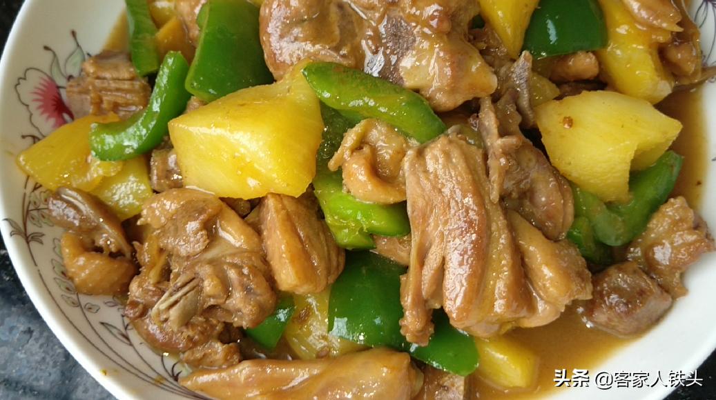 鸭肉这么做太好吃了,美味无腥味,做法还简单,上桌一会光盘