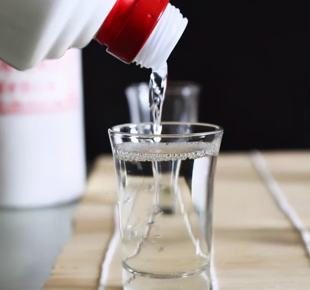 不输茅台的4大好酒,老酒鬼推荐几种酒