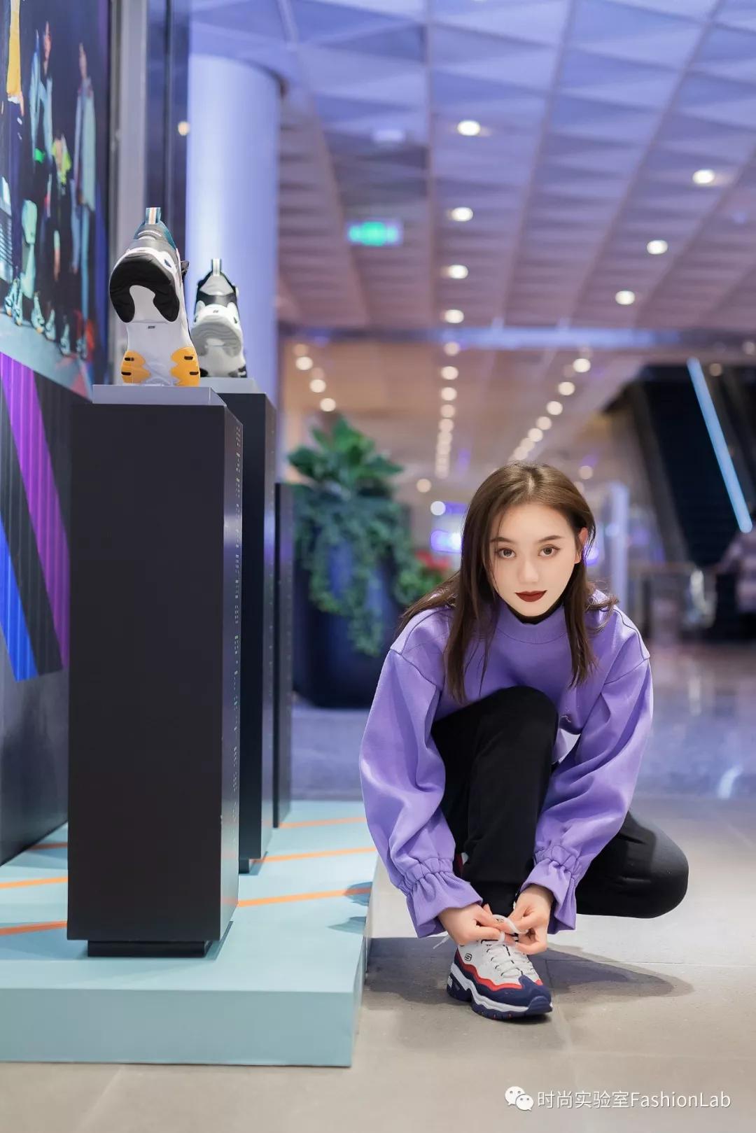 送对年终礼物是当代青年的社交核*器武**