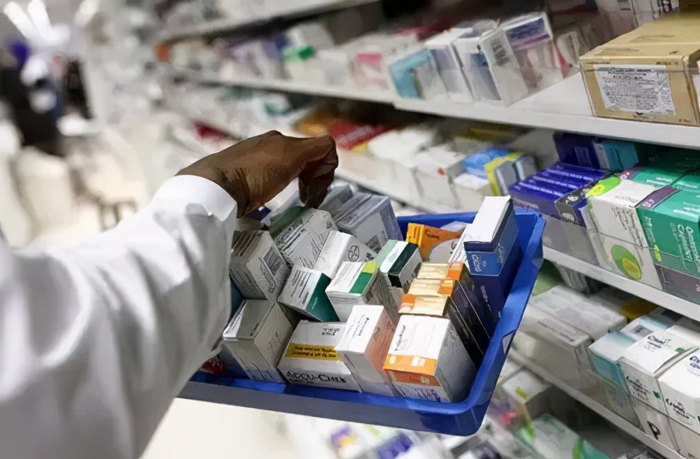 英国留学放假时行李怎么放 (英国留学国内航空行李标准)