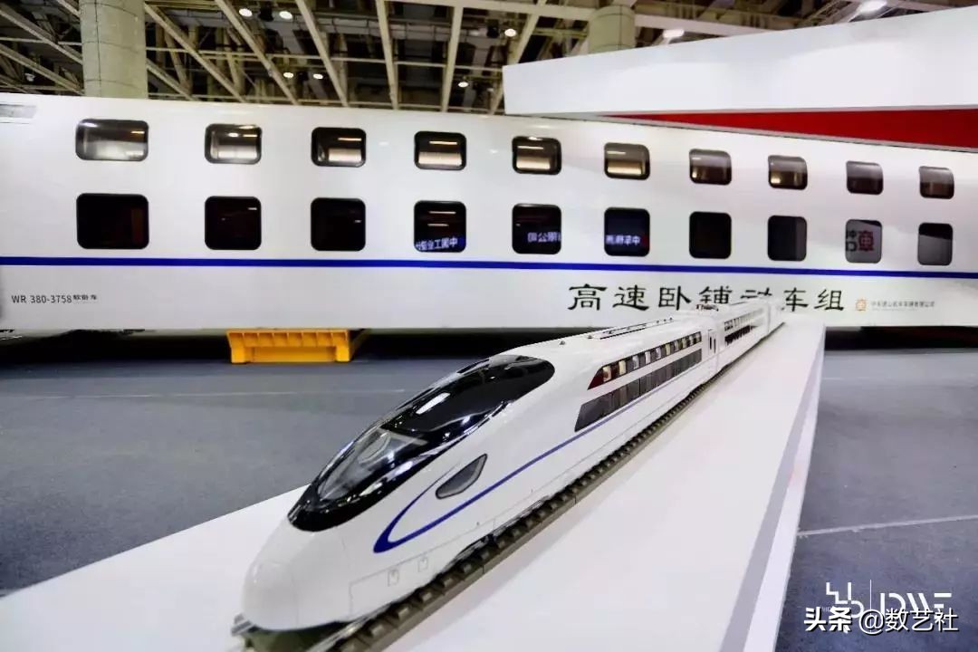 设计现代化智能新款动车,最具设计感的动车