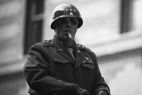 吸粗烟危害大还是细支烟危害大,抽毛烟和纸烟哪个危害大