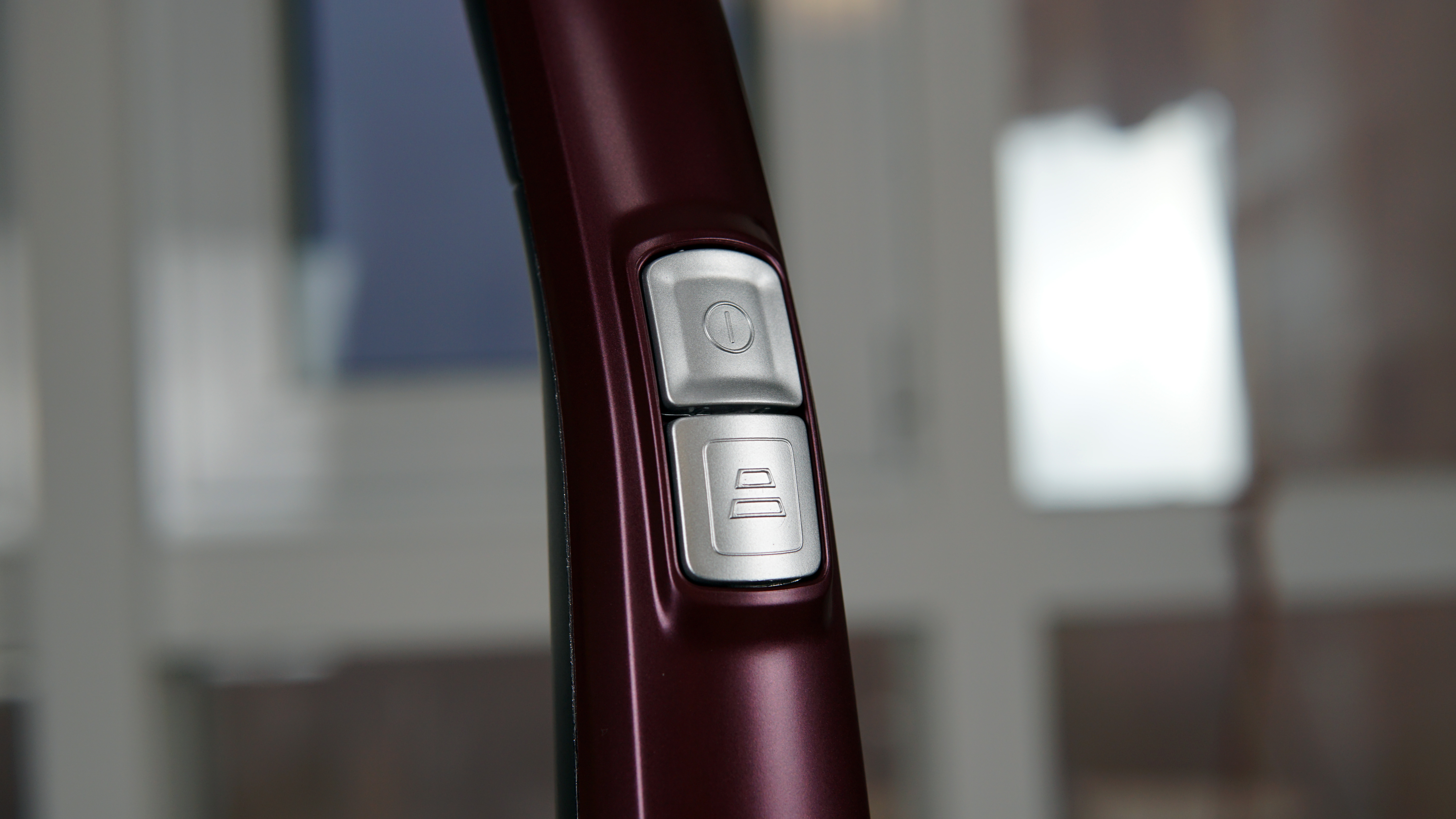 伊莱克斯z803干湿两用吸尘器,伊莱克斯无线吸尘器哪款好