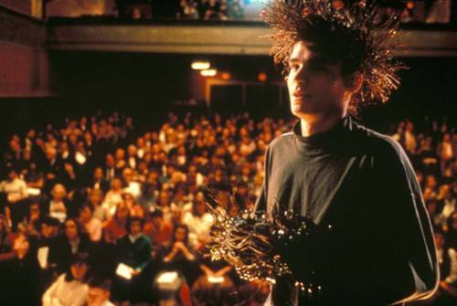 爱和自由同在,爱与自由同时拥有