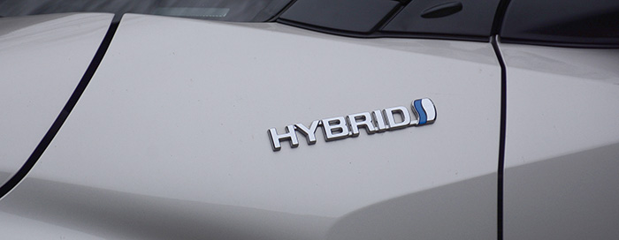 丰田c-hr双擎2021款双擎2.0le-cvt,丰田c-hr混动真实测评