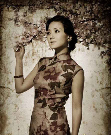 中国的旗袍之美，是一种无法复制的超越之美