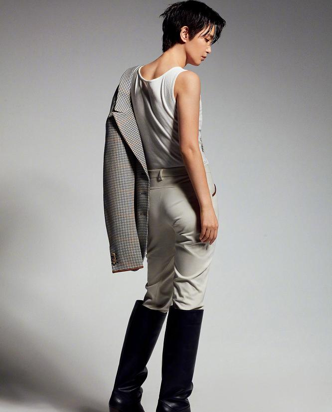 李冰冰最新红毯造型,李冰冰为新角色剪刘海