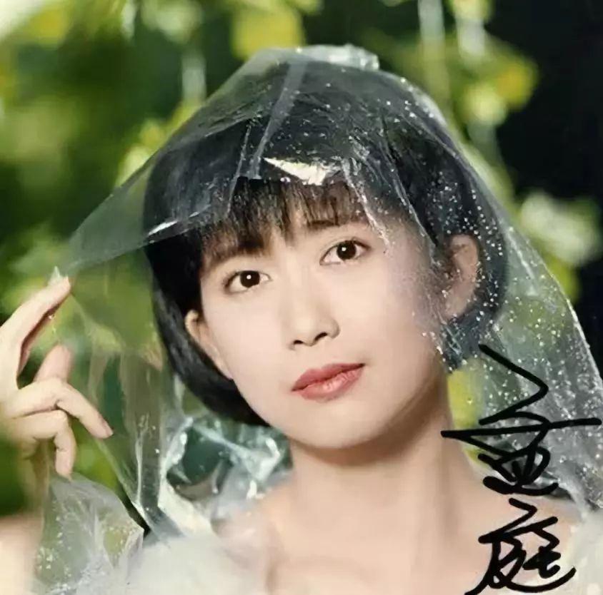 50岁孟庭苇颜值逆生长,台湾四大天王孟庭苇