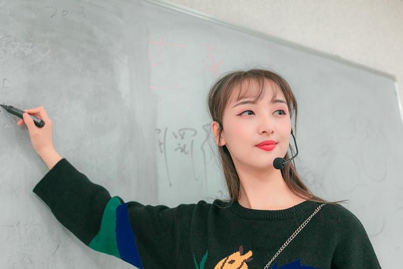 好用的老师专用扩音器,扩音器能否保护嗓子