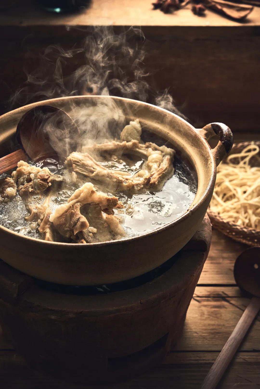 比顺德潮汕还生猛的海鲜之城,好吃到打个飞的也要去一趟