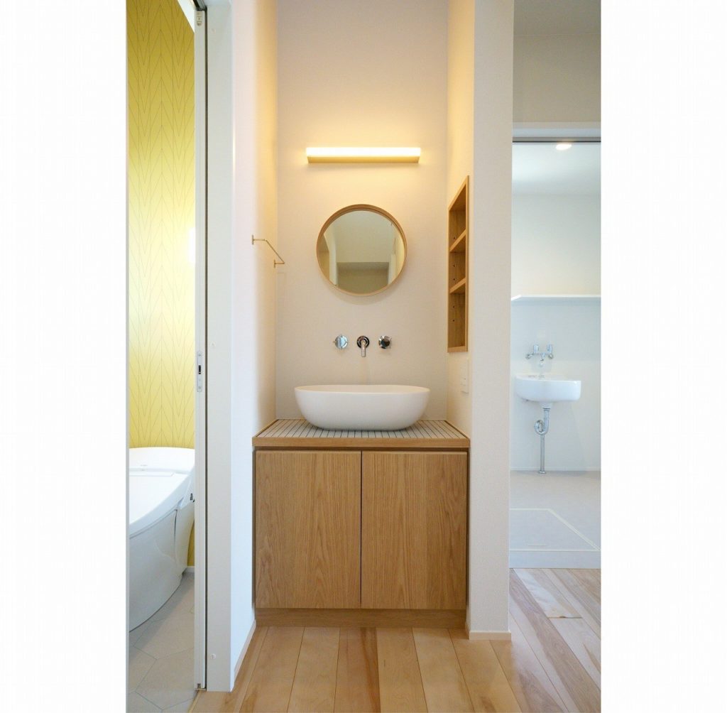 日本房子都没咱大，为什么他们非要把马桶外移，装在单独一间房？