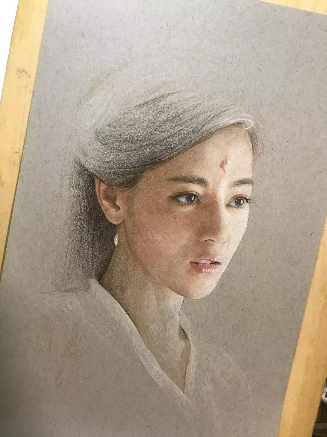 写实彩铅画,超好看素描画迪丽热巴