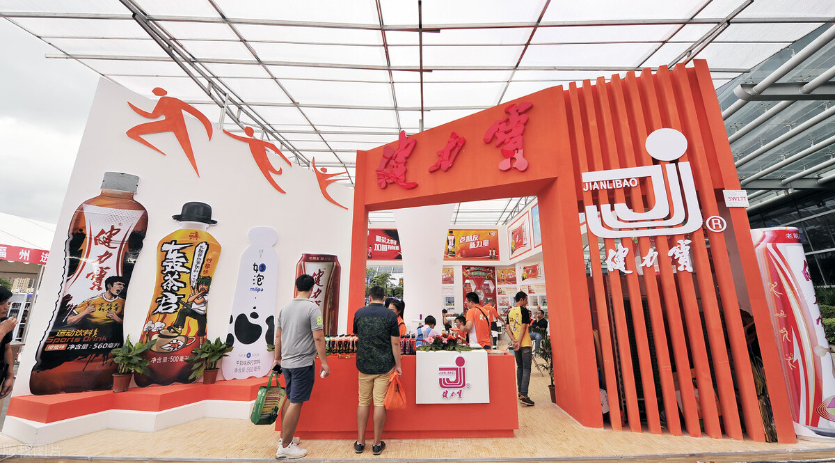 李宁背后的故事,李宁的伯乐是谁