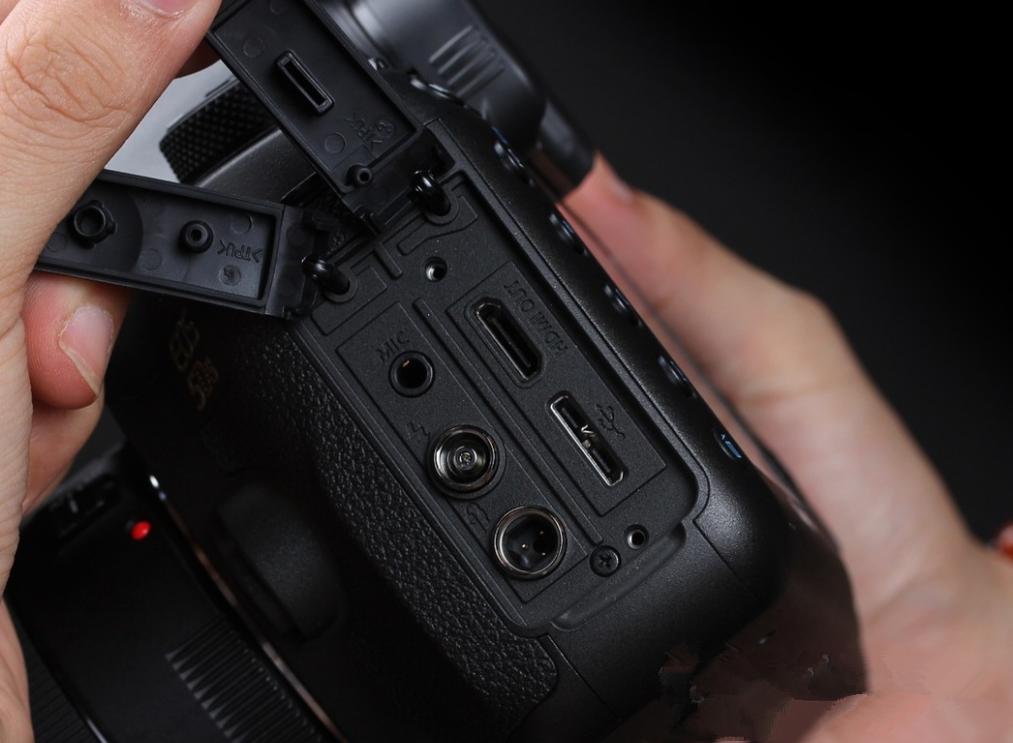 佳能哪款入门级单反相机性价比高,佳能最具性价比的全画幅单反