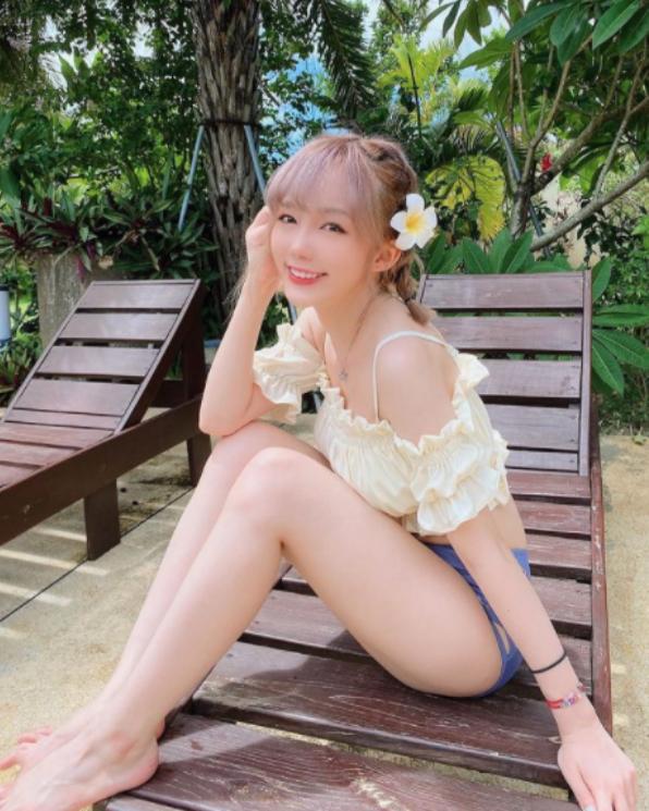 TES卡萨女朋友个人账号被扒出，系台湾知名小网红，拉哥有福了