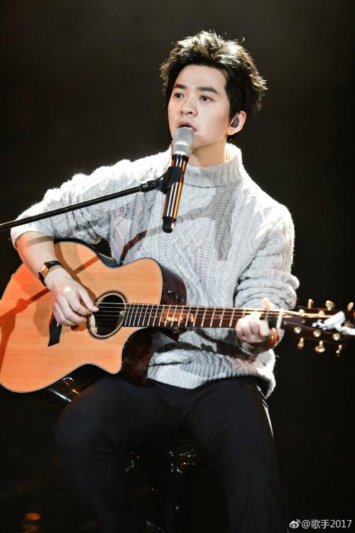 继续与世界温柔交手,继续与世界交手