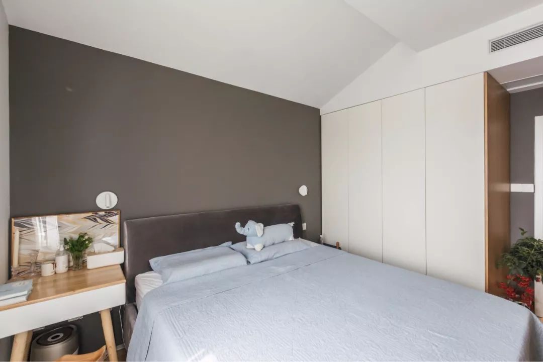 打造舒适的卧室,卧室床头选什么材质