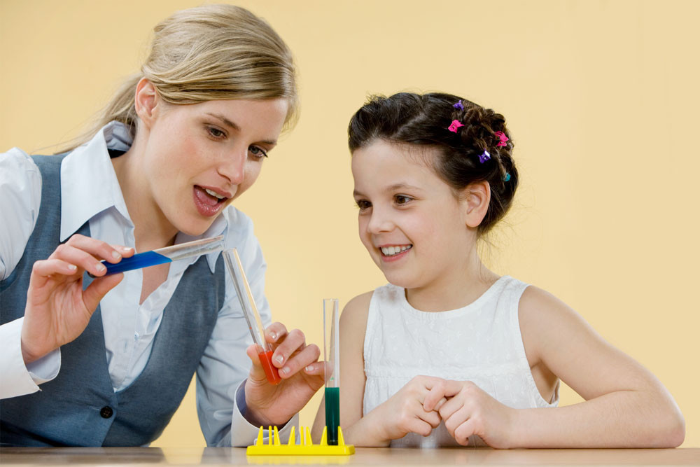 一脸聪明的样子,小孩从面相可以看出聪明吗