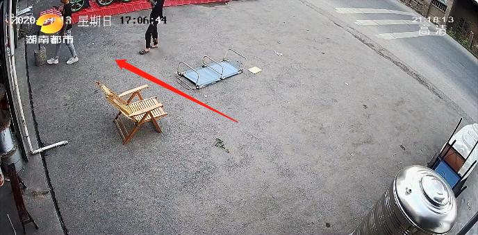 小卖部老板被骗15万,小卖部老板被骗