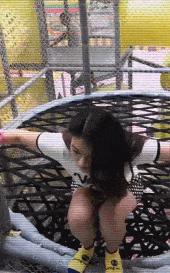 搞笑gif开心一刻,搞笑gif爱情来得太突然了