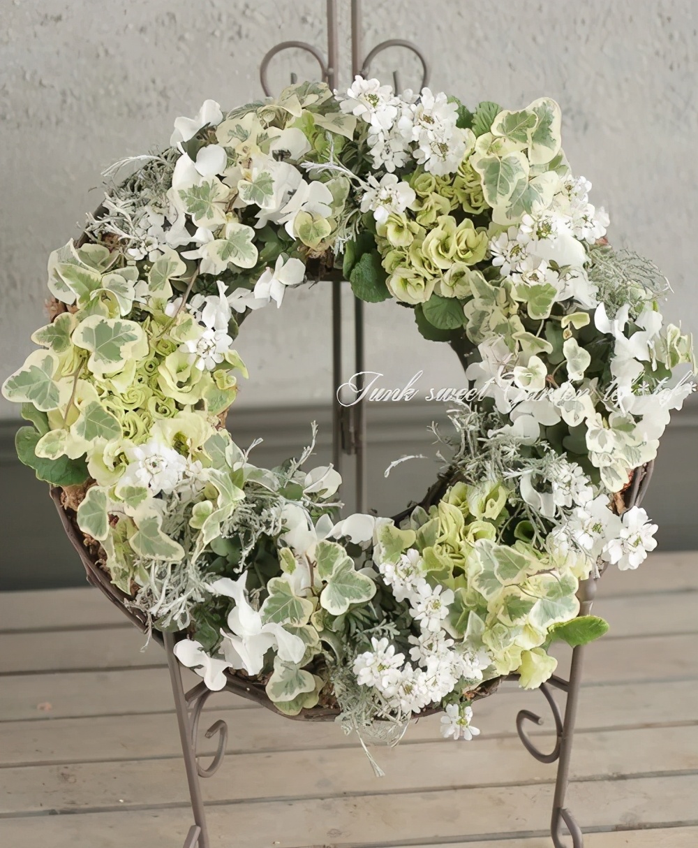 最适合养在卫生间的10种花卉,卫生间下水道恶臭难闻怎么办