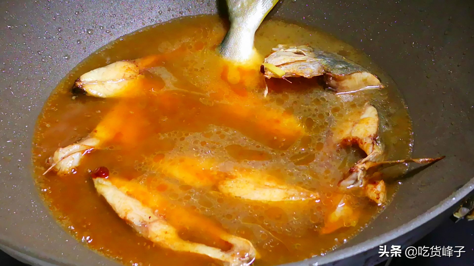 立秋后，有钱没钱多吃这鱼，刺少肉鲜营养高，精神满满过秋天，香