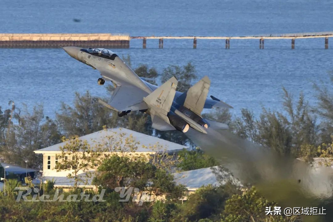 印度光辉战机与歼10对比,马来西亚购买光辉战机了吗