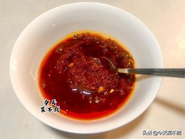 花蛤吐沙放香油是真的吗,花蛤怎么吐沙干净放香油