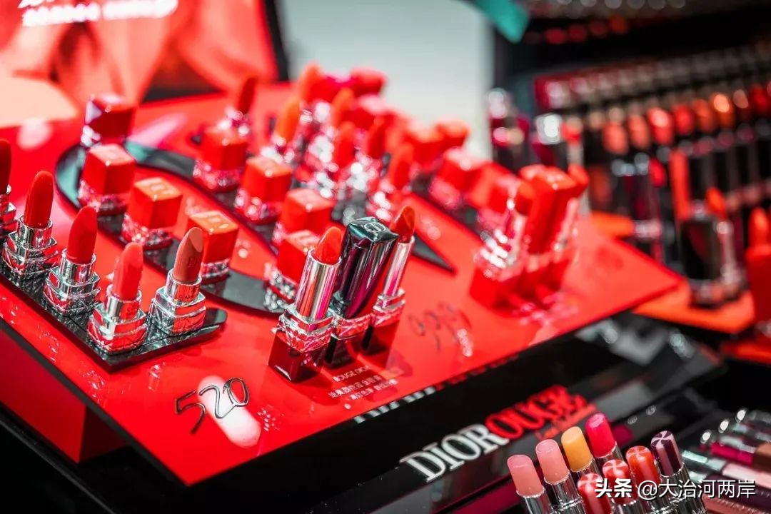 厉害了我的新东方,厉害了我的浦东