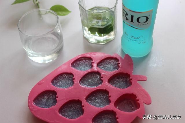 清凉解暑的鸡尾酒,炎热的夏天来一杯鸡尾酒