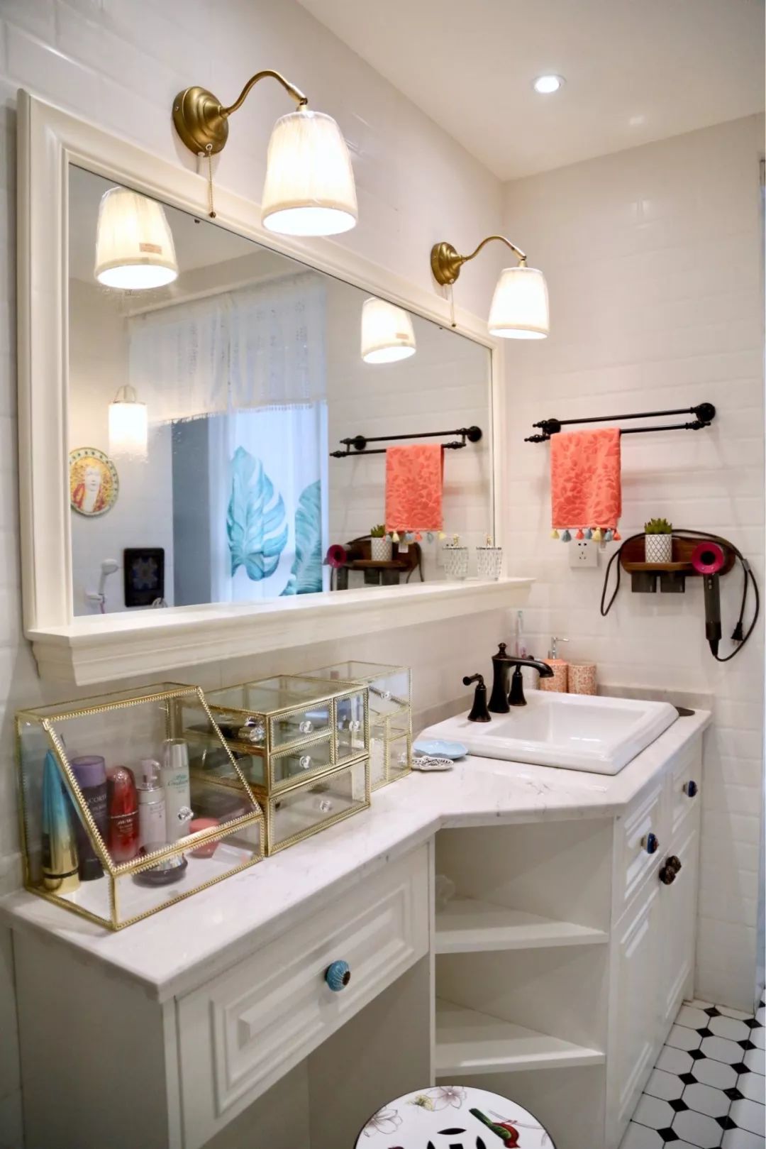 卫生间小毛巾架用哪种,卫生间打孔挂毛巾架会影响防水吗