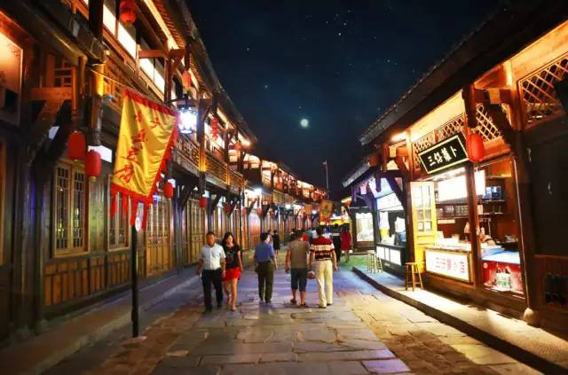 又一餐饮供应链企业上市!餐饮的后端生意有多“香”?