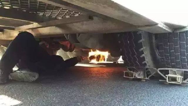 太冷了！货车柴油被冻住，烤油箱会爆炸，我该怎么办？