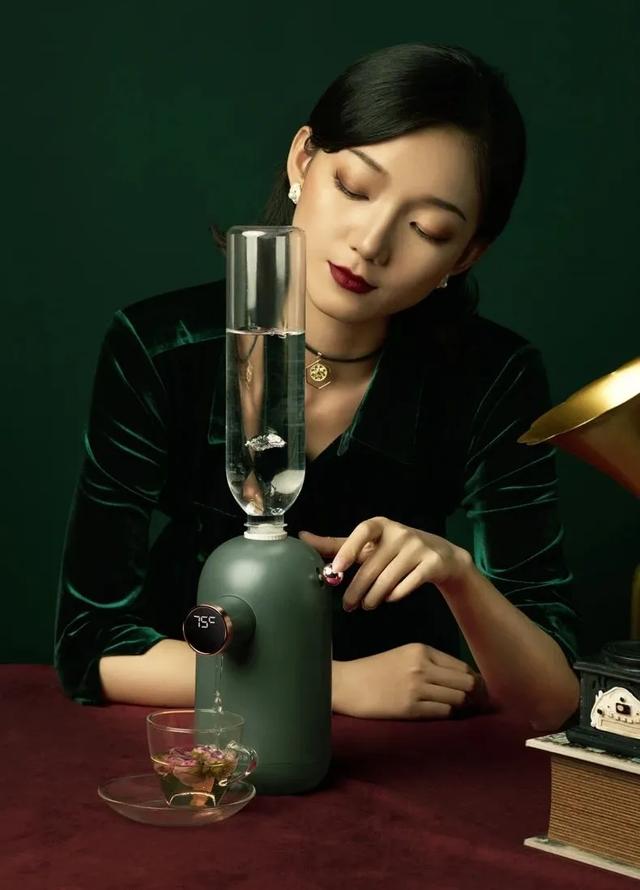 饮水机为什么能秒出热水,饮水机是怎么瞬间出热水的