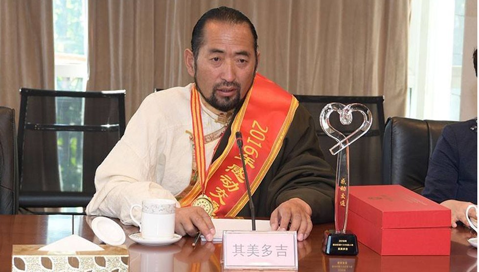 被吐槽龟速的邮政,中国邮政卖奶茶怎么就火了