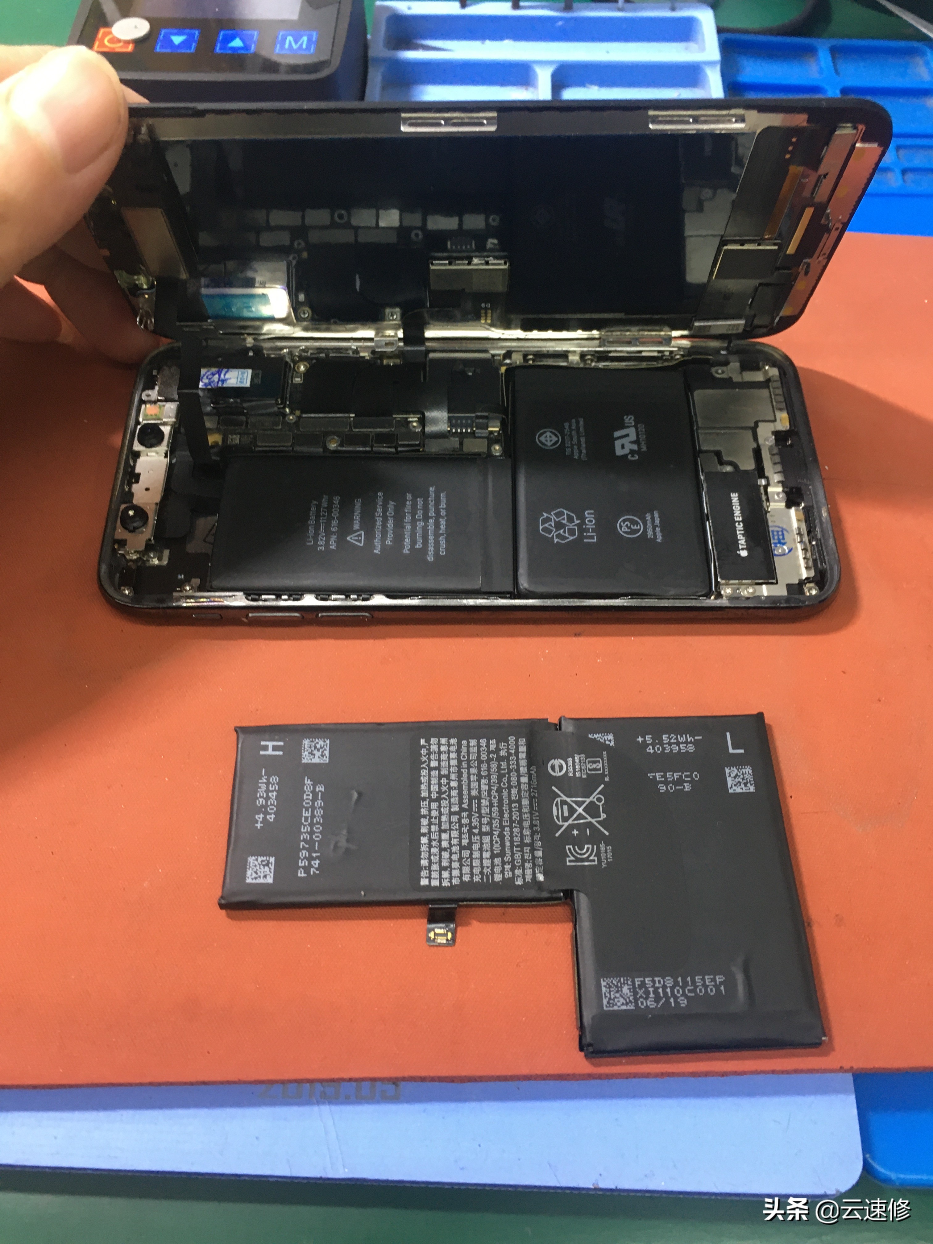 手机不开机了是电池坏了吗,手机无电池自动开机