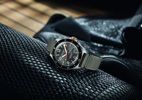 沛纳海1312皮表带加长,沛纳海戴皮表带好看还是橡胶好看