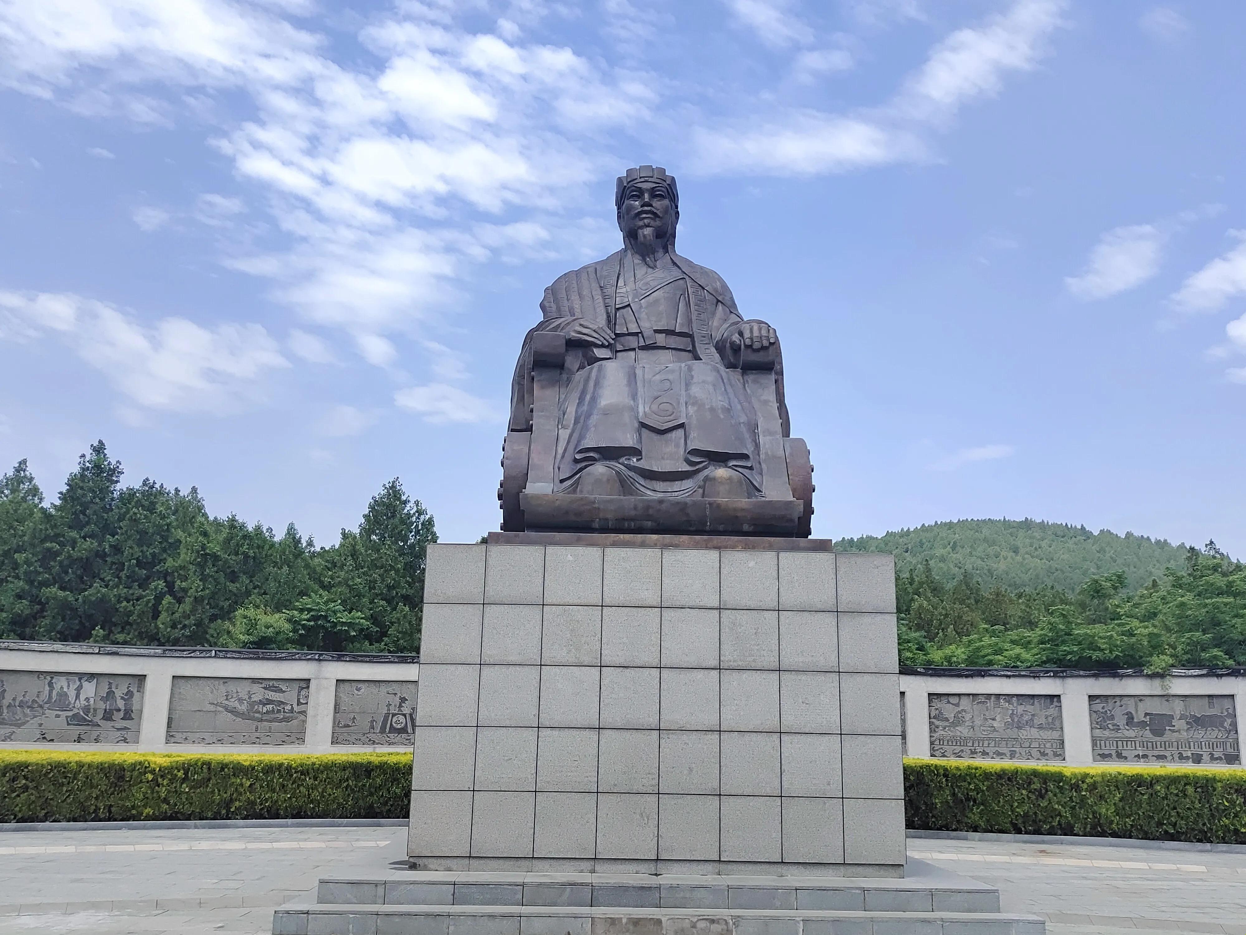 沂南县卧龙山公园风景,沂南县诸葛亮故里纪念馆