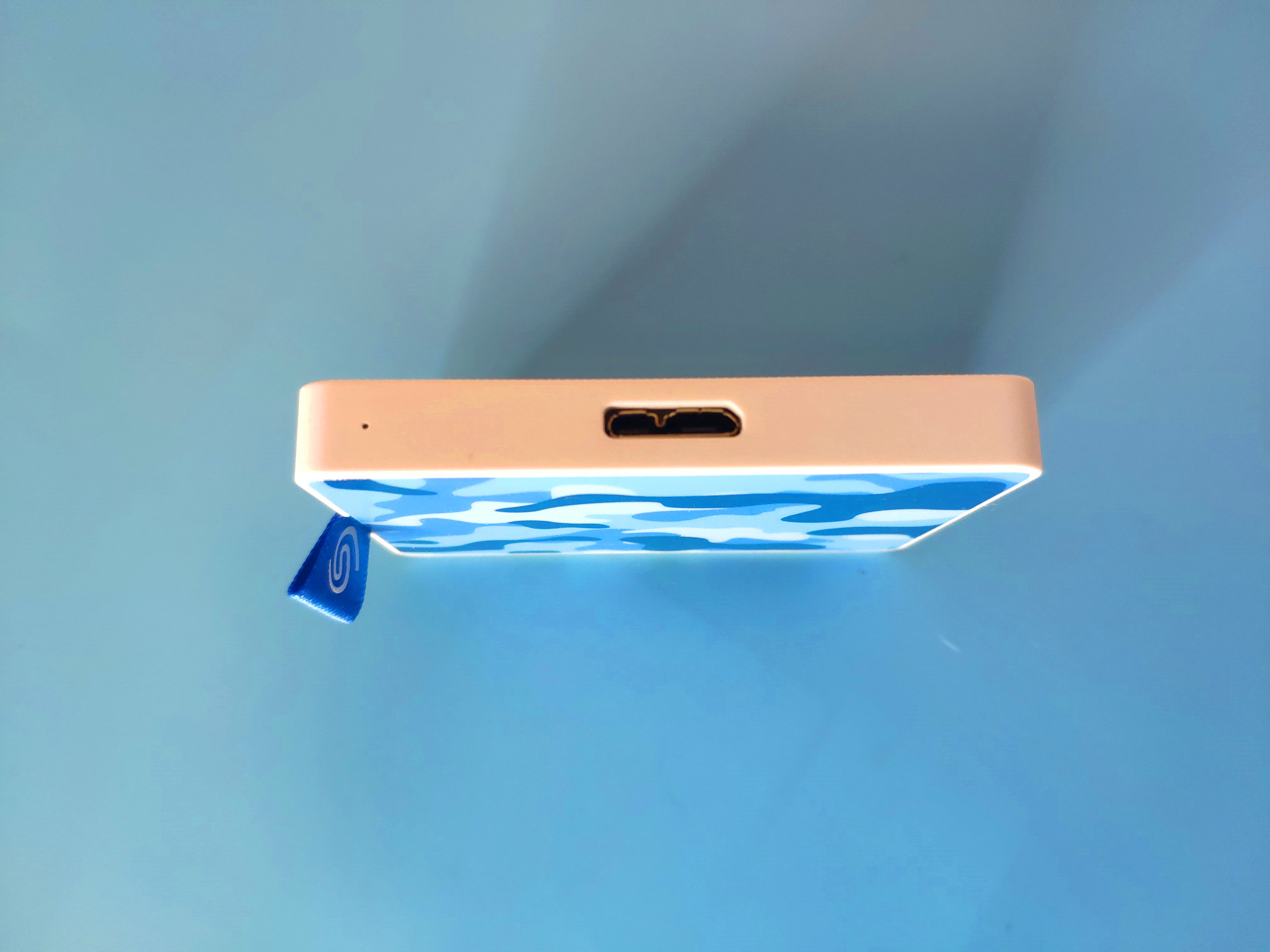 希捷移动硬盘2017新品,希捷简系列移动硬盘评测