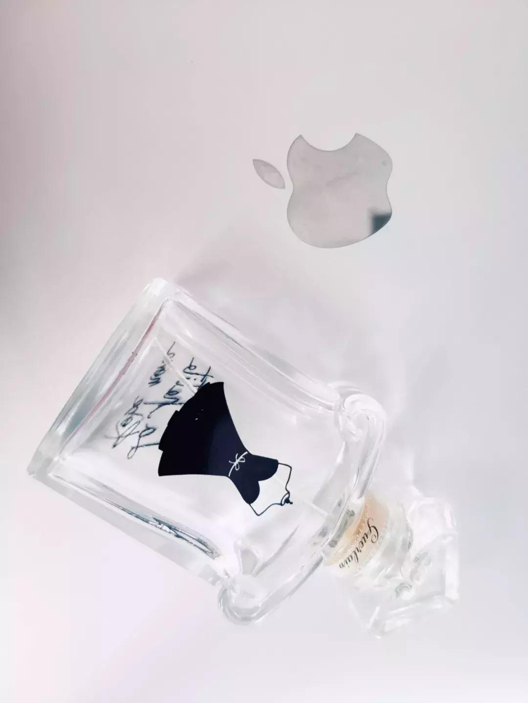 娇兰小黑裙黑色雪茄香水好闻吗,娇兰小黑裙香水30ml保质期