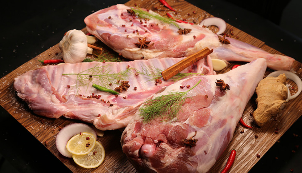 山羊和绵羊的羊肉区别,羊肉绵羊跟山羊如何区分