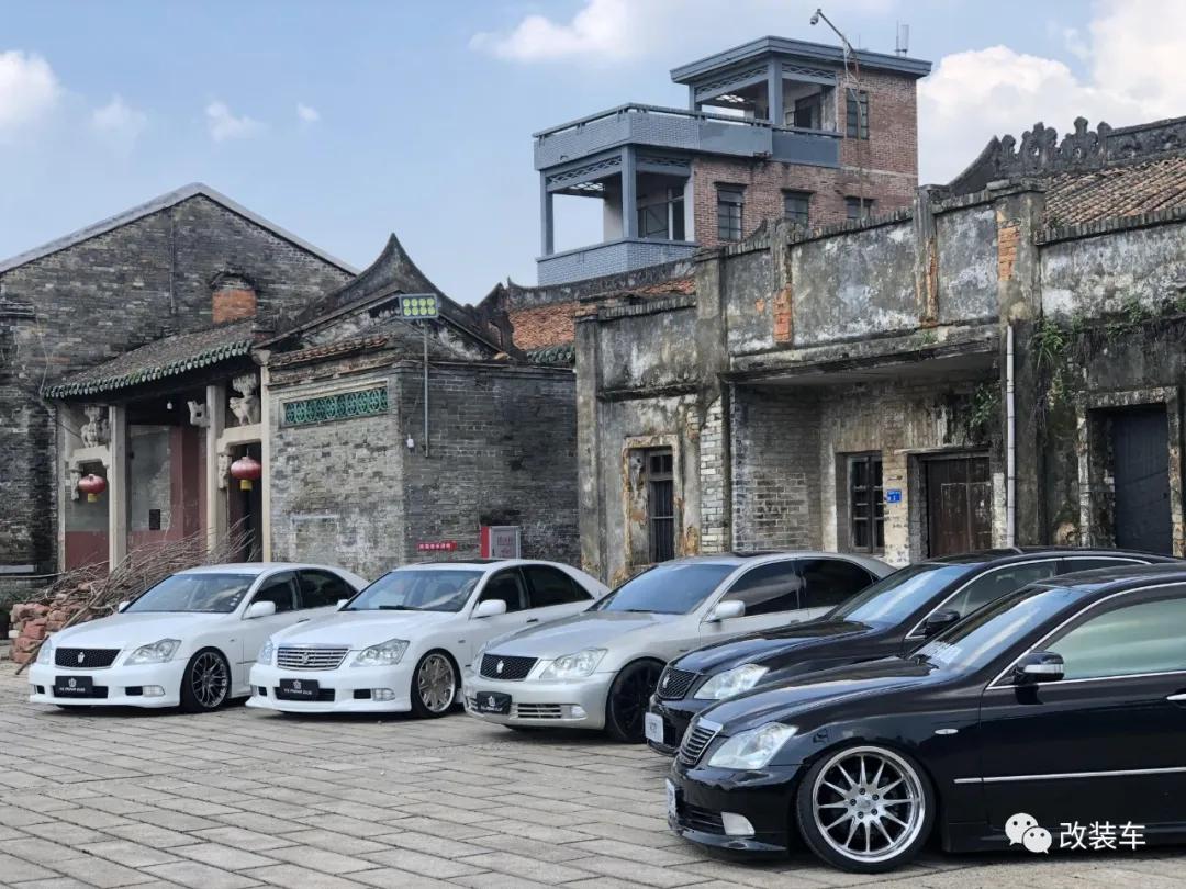 12代皇冠质感相当于现在的什么,最经典一款12代皇冠