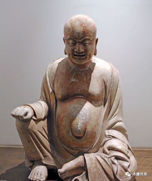 佛像的残缺之美木雕,巧夺天工的雕塑