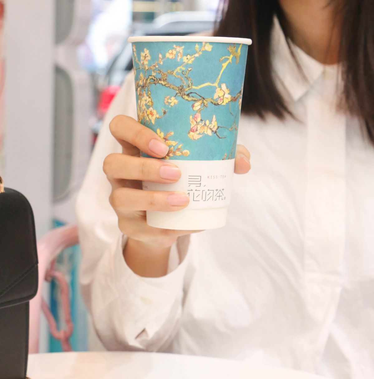 火爆全网的网红奶茶,网红火爆的奶茶店