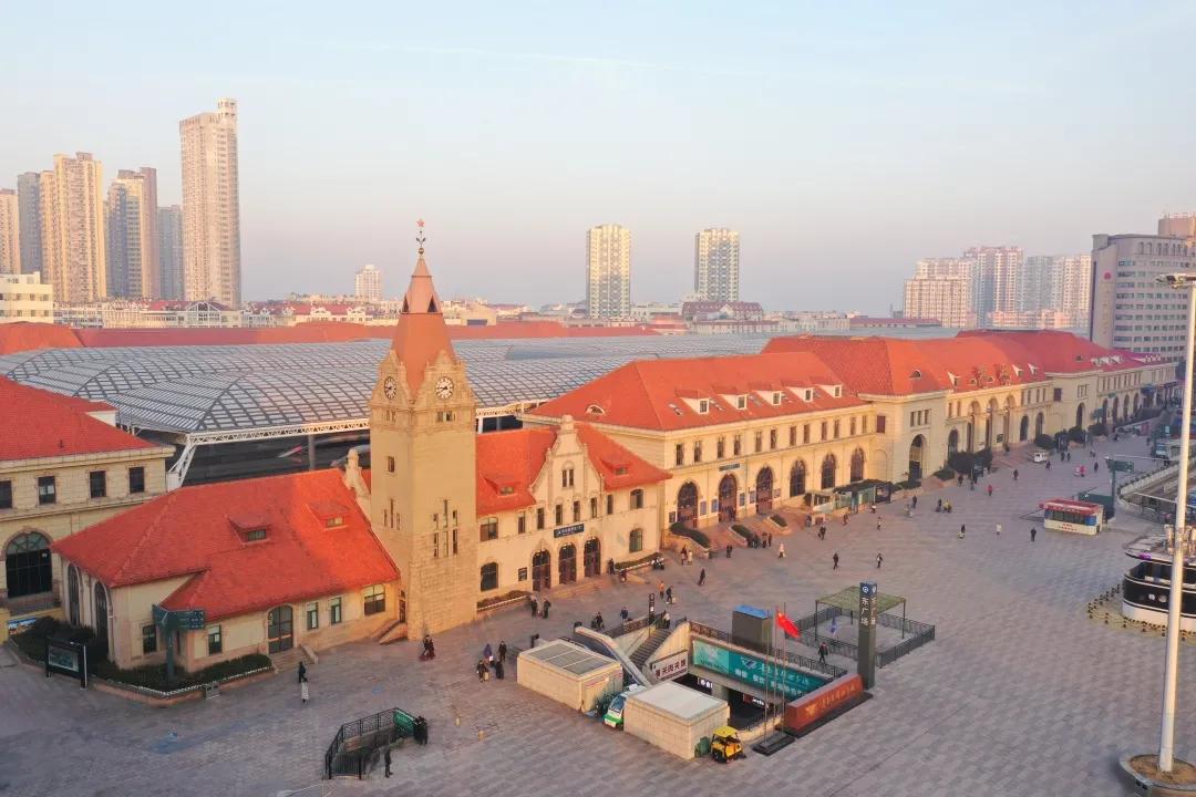 还记得朱自清的荷塘月色吗,朱自清火车站背影原型照片